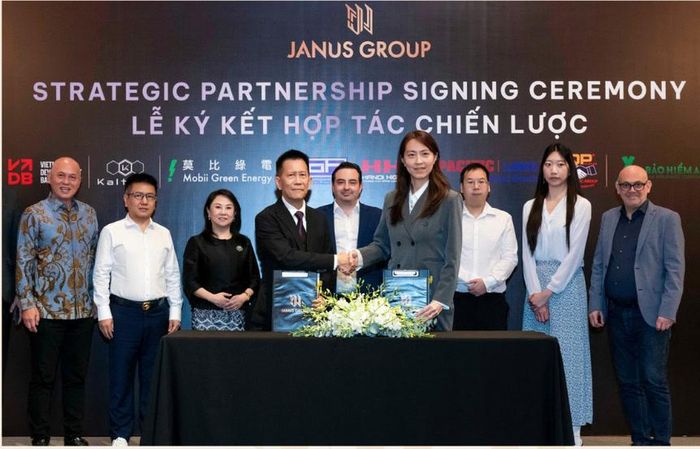 Janus công bố các thỏa thuận hợp tác giá trị lên tới 7 tỷ USD. 