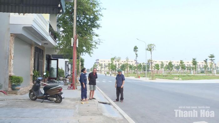 Người dân khu dân cư MBQH 2185 phố Long Quang, phường Hàm Rồng phản ánh hố thu gom nước không phát huy hiệu quả.