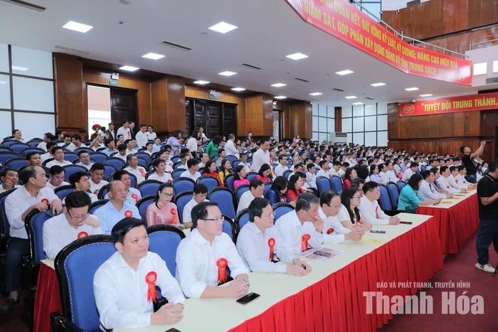 Đại biểu dự lễ kỷ niệm.
