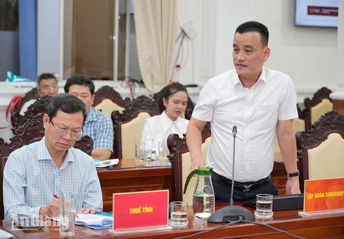 Đại diện Tập đoàn Sun Group phát biểu tại buổi làm việc.