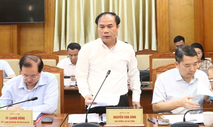  Đại diện lãnh đạo Bộ Xây dựng có ý kiến. 