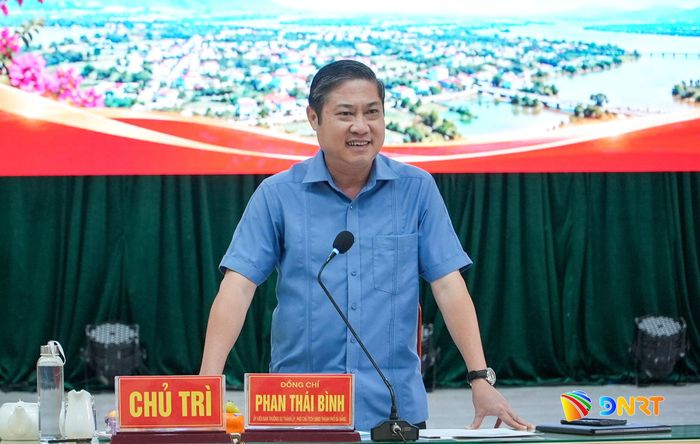 Phó Chủ tịch UBND thành phố Phan Thái Bình kết luận buổi làm việc. Ảnh: HỒ QUÂN
