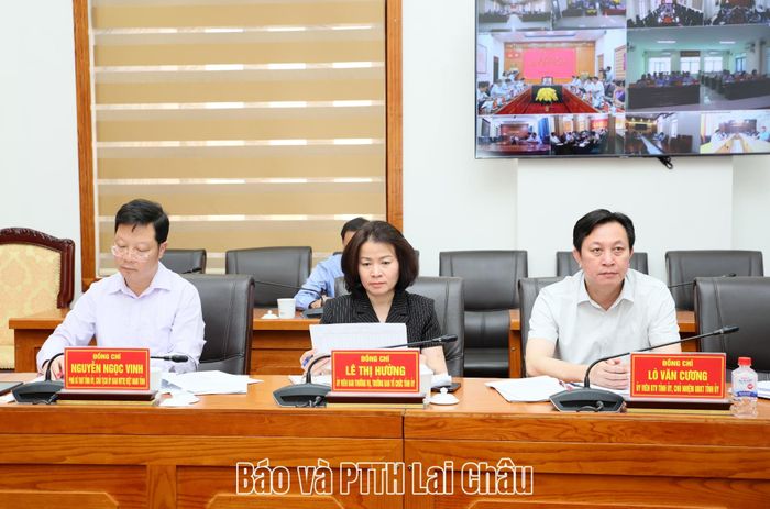 Các đại biểu dự buổi làm việc tại điểm cầu tỉnh. 
