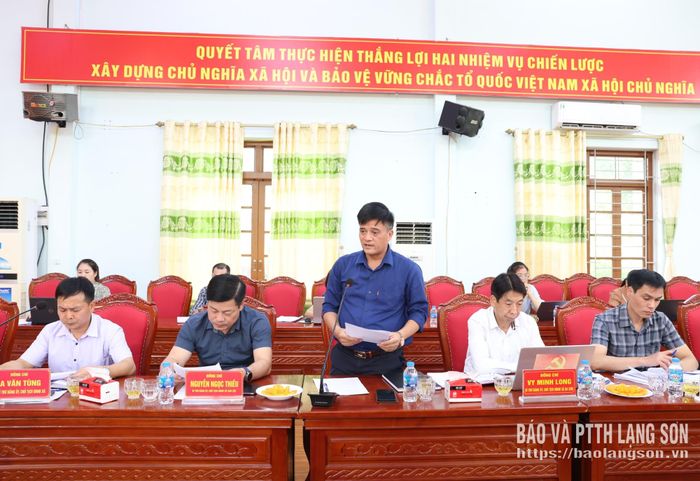 Lãnh đạo xã Cao Lộc phát biểu tại buổi kiểm tra