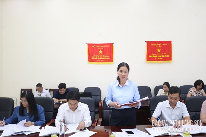 Thành viên Đoàn Giám sát số 814 phát biểu tại buổi giám sát