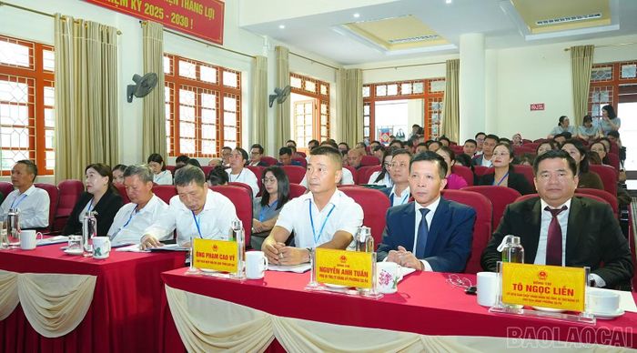 Các đại biểu dự hội thảo.