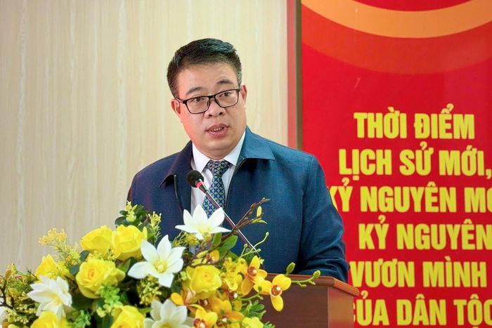 Tỉnh ủy viên, Phó Chủ tịch UBND tỉnh Nguyễn Ngọc Phúc phát biểu chúc mừng và giao nhiệm vụ