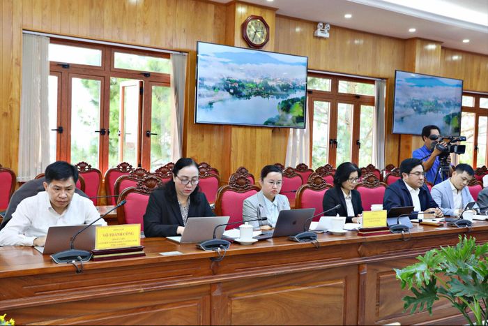 Lãnh đạo Sở KH&CN tham dự buổi làm việc