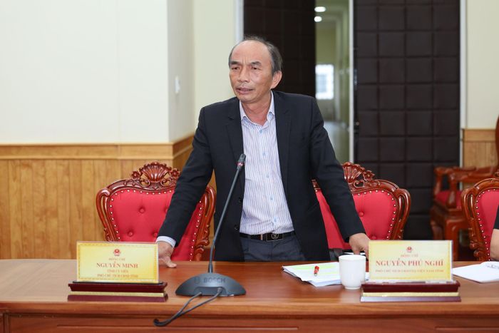 Phó Chủ tịch Ủy ban MTTQ Việt Nam tỉnh Lâm Đồng Nguyễn Phú Nghĩ phát biểu tại buổi làm việc