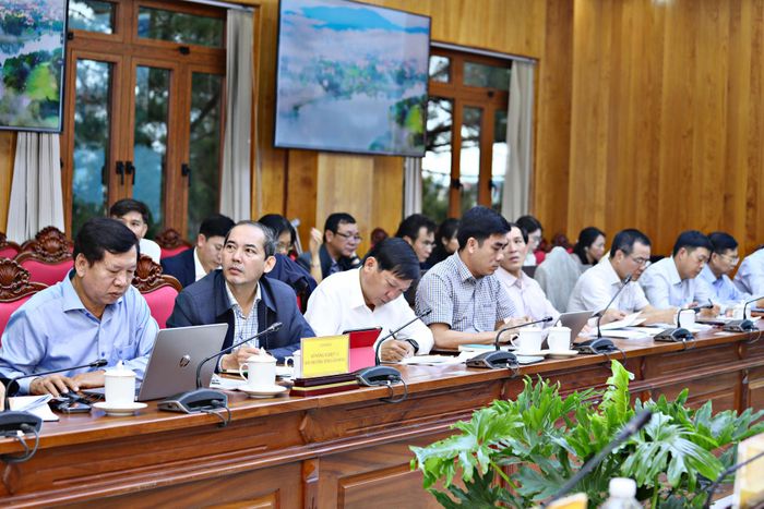 Lãnh đạo Sở NN&MT tham dự buổi làm việc