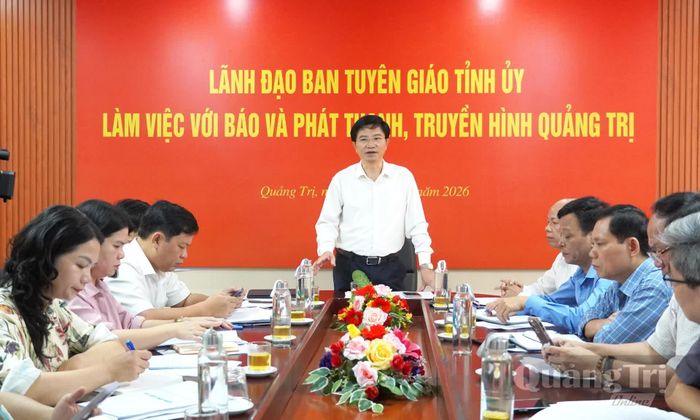 Đồng chí Trương An Ninh, Trưởng ban Tuyên giáo Tỉnh ủy phát biểu kết luận tại buổi làm việc - Ảnh: X.P
