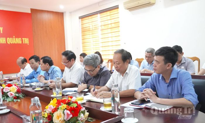 Các đại biểu tham dự buổi làm việc - Ảnh:X.P
