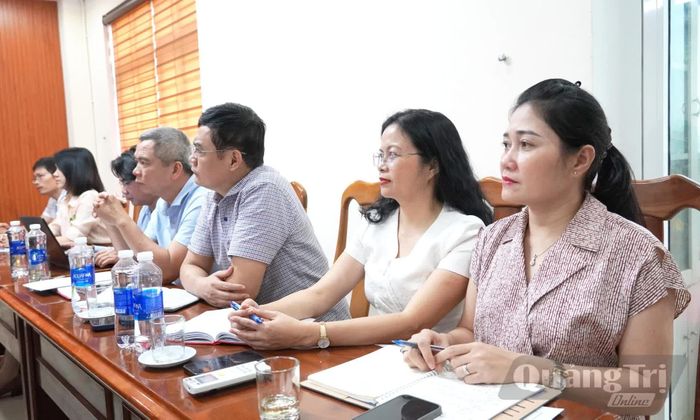 Đại biểu tham dự buổi làm việc - Ảnh: X.P