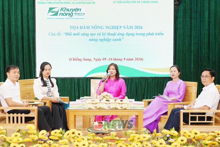 Các đại biểu trao đổi phát triển nông nghiệp xanh tại Tọa đàm nông nghiệp năm 2026. Ảnh: PV