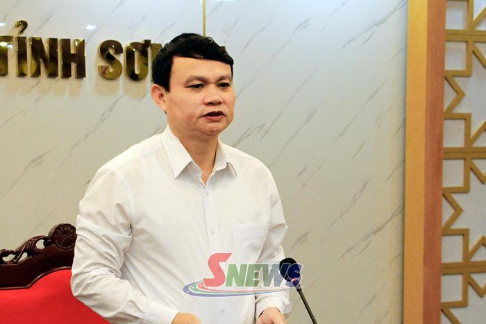 Đồng chí Đặng Ngọc Hậu, Phó Chủ tịch UBND tỉnh phát biểu tại cuộc làm việc.