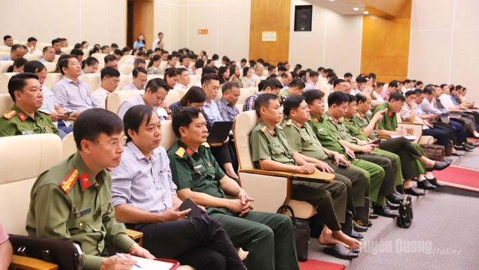 Các học viên tham gia lớp bồi dưỡng.