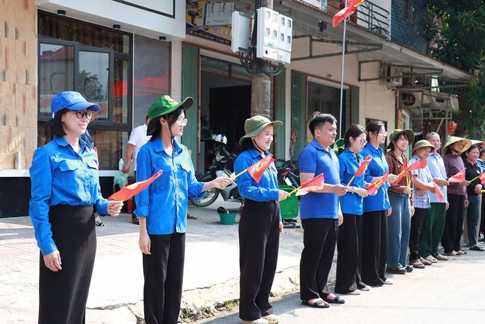 Tuổi trẻ xã Thanh Thuỷ luôn luôn khắc ghi truyền thống đạo lý “Uống nước nhớ nguồn”. Ảnh: Diệu Kế