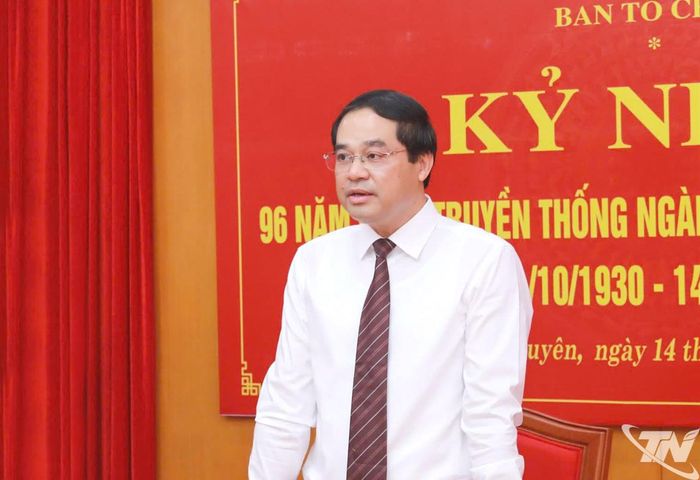 Đồng chí Bí thư Tỉnh ủy phát biểu chúc mừng Ngày truyền thống ngành Tổ chức xây dựng Đảng.