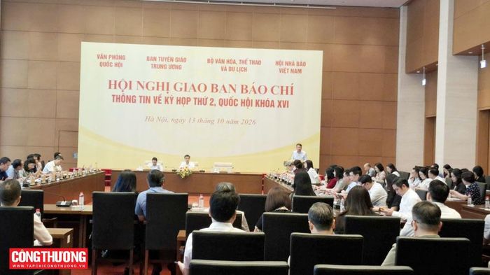 Lãnh đạo Văn phòng Quốc hội trao đổi với đại diện các cơ quan báo chí về những nội dung được quan tâm tại Kỳ họp thứ 2, Quốc hội khóa XVI.