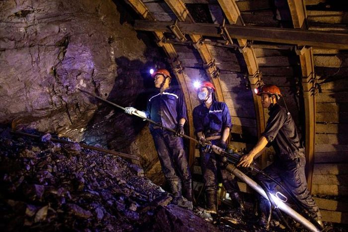 Bộ Công Thương hợp nhất Quy chuẩn kỹ thuật quốc gia về an toàn đối với cáp điện phòng nổ sử dụng trong mỏ hầm lò. (Ảnh: Báo Quảng Ninh)