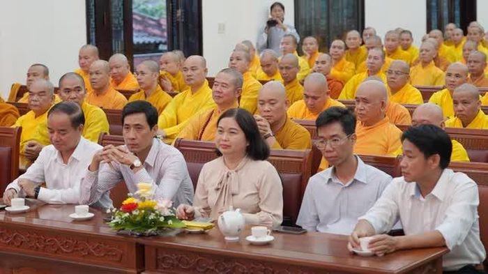 Đại biểu tham dự