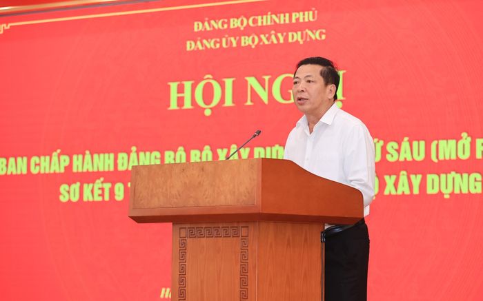 Bộ trưởng Bộ Xây dựng Trần Hồng Minh phát biểu tại hội nghị (Ảnh: Tạ Hải).