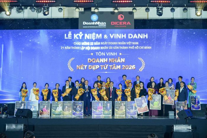 60 Doanh nhân nhận giải thưởng "Doanh Nhân - Nét đẹp từ tâm 2026" vì những đóng góp cho xã hội. Ảnh: P.N