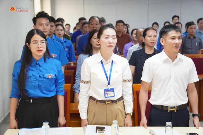 Các đại biểu tham dự chương trình.