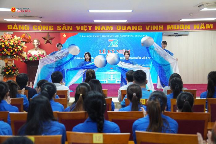 Các tiết mục văn nghệ tại chương trình.