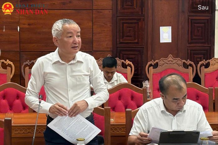 Đại diện Bảo hiểm xã hội tỉnh Đắk Lắk phát biêu ý kiến tại hội nghi