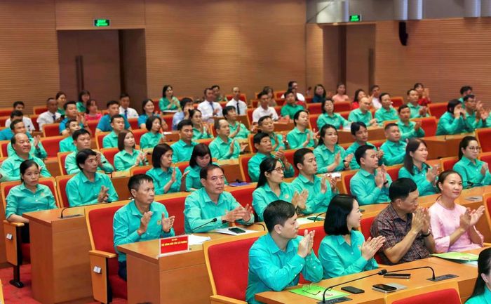 Các đại biểu tham dự Hội nghị đối thoại giữa Chủ tịch UBND TP với nông dân Thủ đô năm 2026.