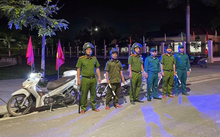Công an xã Tây Giang thường xuyên tổ chức tuần tra đêm đảm bảo ANTT.