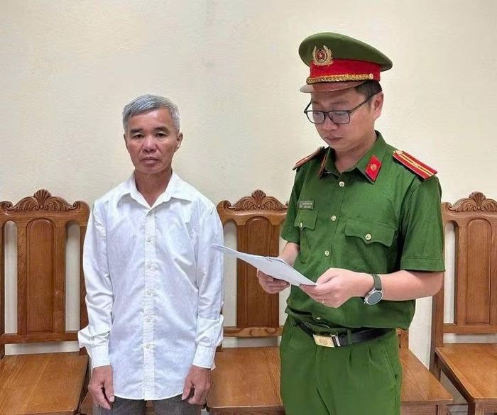 Cơ quan Cảnh sát điều tra Công an tỉnh Phú Thọ khởi tố bị can, lệnh cấm đi khỏi nơi cư trú đối với Bạch Chí Điển.