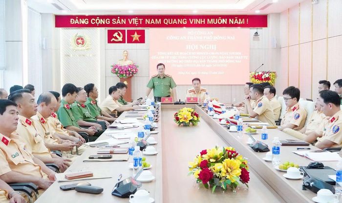 Đại tá Trần Anh Sơn, Phó Giám đốc Công an TP Đồng Nai phát biểu.