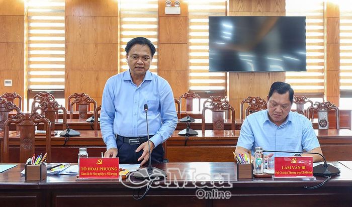  Ông Tô Hoài Phương, Giám đốc Sở Nông nghiệp và Môi trường tỉnh Cà Mau nêu một số khó khăn trong công tác xử lý quỹ đất công dôi dư.