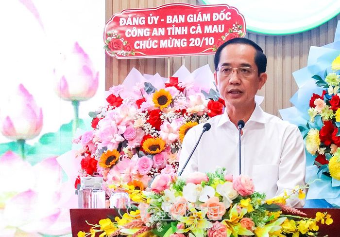  Đồng chí Hồ Thanh Thuỷ, Phó Bí thư Tỉnh uỷ, Chủ tịch Uỷ ban MTTQ Việt Nam tỉnh Cà Mau, phát biểu tại buổi họp mặt.