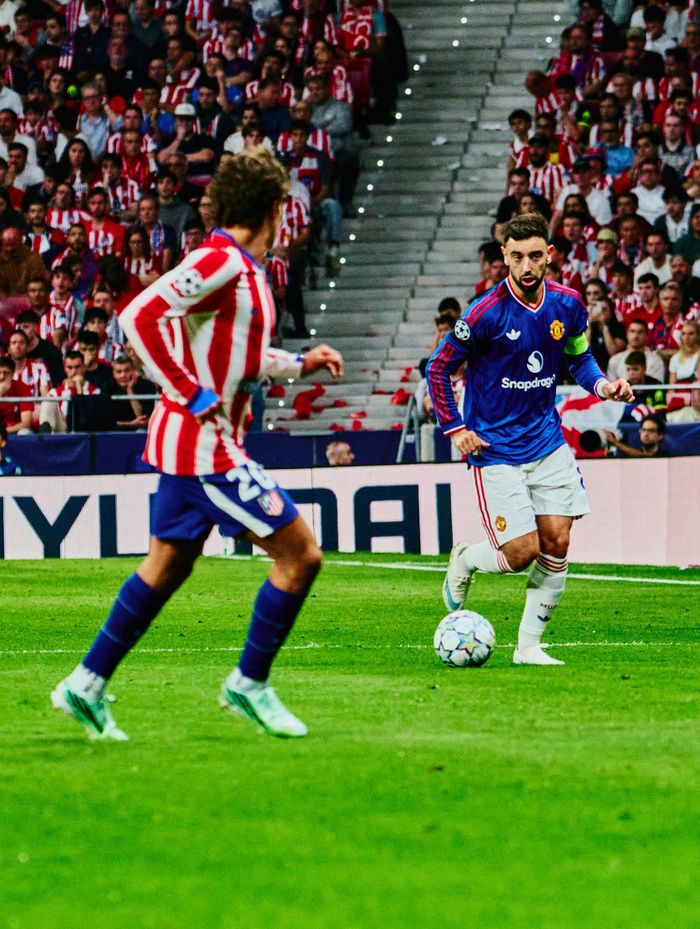 Manchester United tiếp tục đối mặt với những tranh cãi sau thất bại trước Atletico Madrid