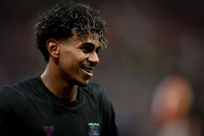 Lamine Yamal đang từng bước khẳng định vị thế tại Barcelona