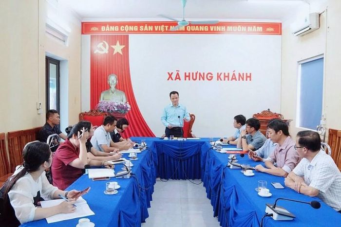  Việc triển khai dự án chè hữu cơ tại Hưng Khánh không chỉ góp phần nâng cao chất lượng, giá trị sản phẩm chè mà còn mở ra hướng phát triển nông nghiệp theo hướng an toàn, bền vững, gắn sản xuất với chế biến và thị trường. (Ảnh: Lộc Chầm) 