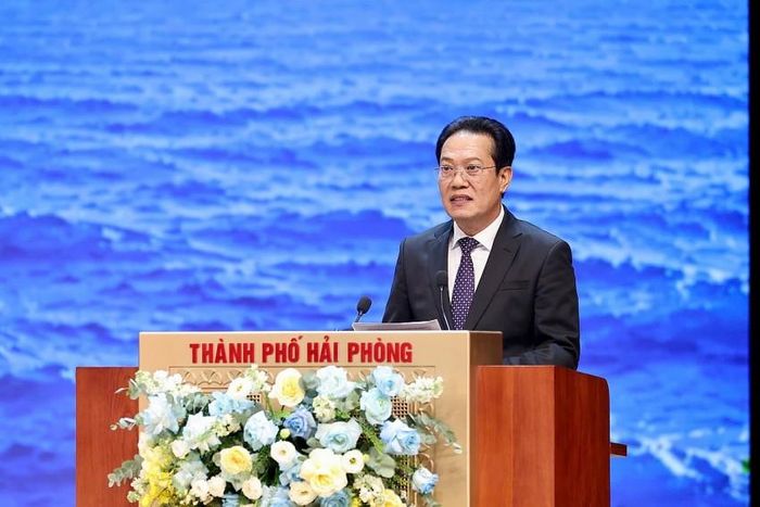 Chủ tịch Hiệp hội Doanh nghiệp thành phố ông Trần Văn Thắng phát biểu tại hội nghị. Ảnh nguồn CTTDTTP