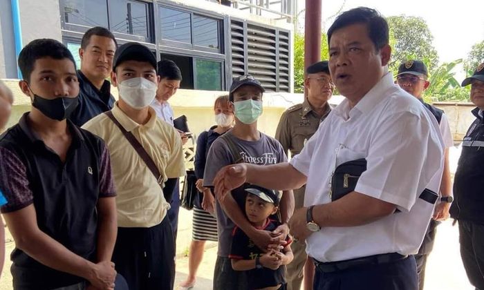 Đoàn công tác của Bộ Công an Việt Nam phối hợp với Cảnh sát Hoàng gia Thái Lan đến thăm hỏi, tuyên truyền, vận động người dân tộc thiểu số Tây Nguyên đang cư trú bất hợp pháp tại Thái Lan, tháng 3/2024. (Ảnh: Công an tỉnh Đắk Lắk)