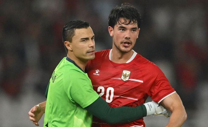 Emil Audero (áo xanh) là trụ cột của đội tuyển Indonesia.