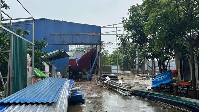 Những ngày qua nhiều gia đình trên địa bàn xã Thường Tín đã chấp hành từng bước tháo dỡ công trình vi phạm. Ảnh: PV