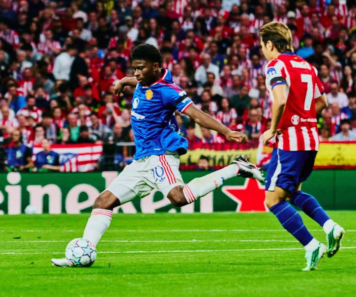 Manchester United (áo xanh) thi đấu nhạt nhòa trước Atletico Madrid vào sáng 14-10. Ảnh: Manchester United.