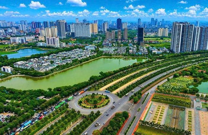 Thành phố Hà Nội đang tập trung phát triển đô thị theo hướng đa cực, đa trung tâm. Ảnh: Phạm Hùng