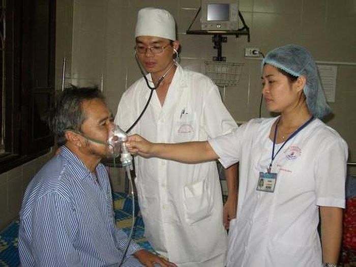 Điều trị hen phế quản ngoài việc cắt cơn hay kiểm soát triệu chứng tạm thời, còn phải hướng đến việc nâng cao chất lượng sống toàn diện. Ảnh: BVBM