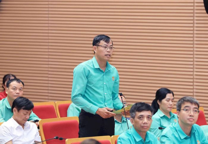 Các đại biểu nêu ý kiến tại hội nghị. Ảnh: Viết Thành