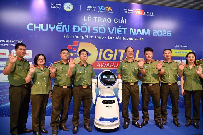 Công an thành phố Hà Nội tiên phong trong áp dụng chuyển đổi số