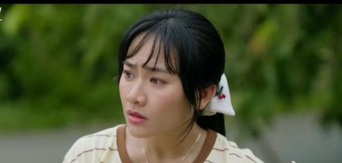 Phù Sa phát hiện nhóm người đang tìm kiếm ở dưới sông. Ảnh VFC