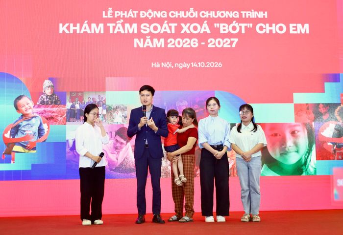 TS.BS Hoàng Văn Tâm mong muốn thông điệp của chương trình Xóa 'Bớt' Cho Em được lan tỏa rộng rãi, để nhiều người bệnh có hoàn cảnh khó khăn biết đến, có cơ hội tiếp cận điều trị phù hợp, từng bước vượt qua mặc cảm và tự tin hơn trong cuộc sống. (Ảnh: Hà Thương)